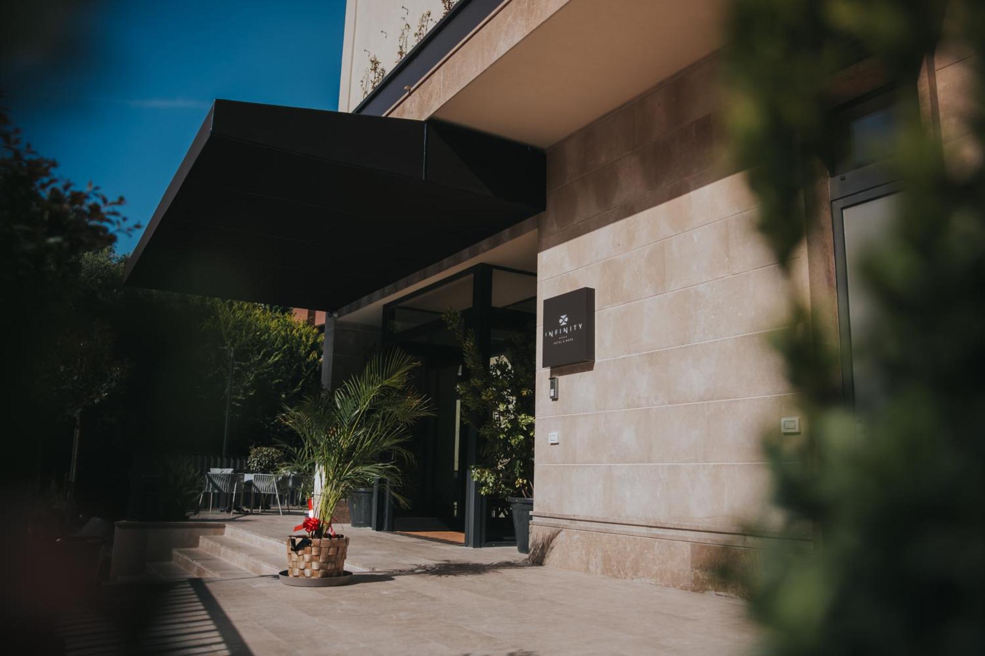 Infinity Hotel & More Budva Exterior photo