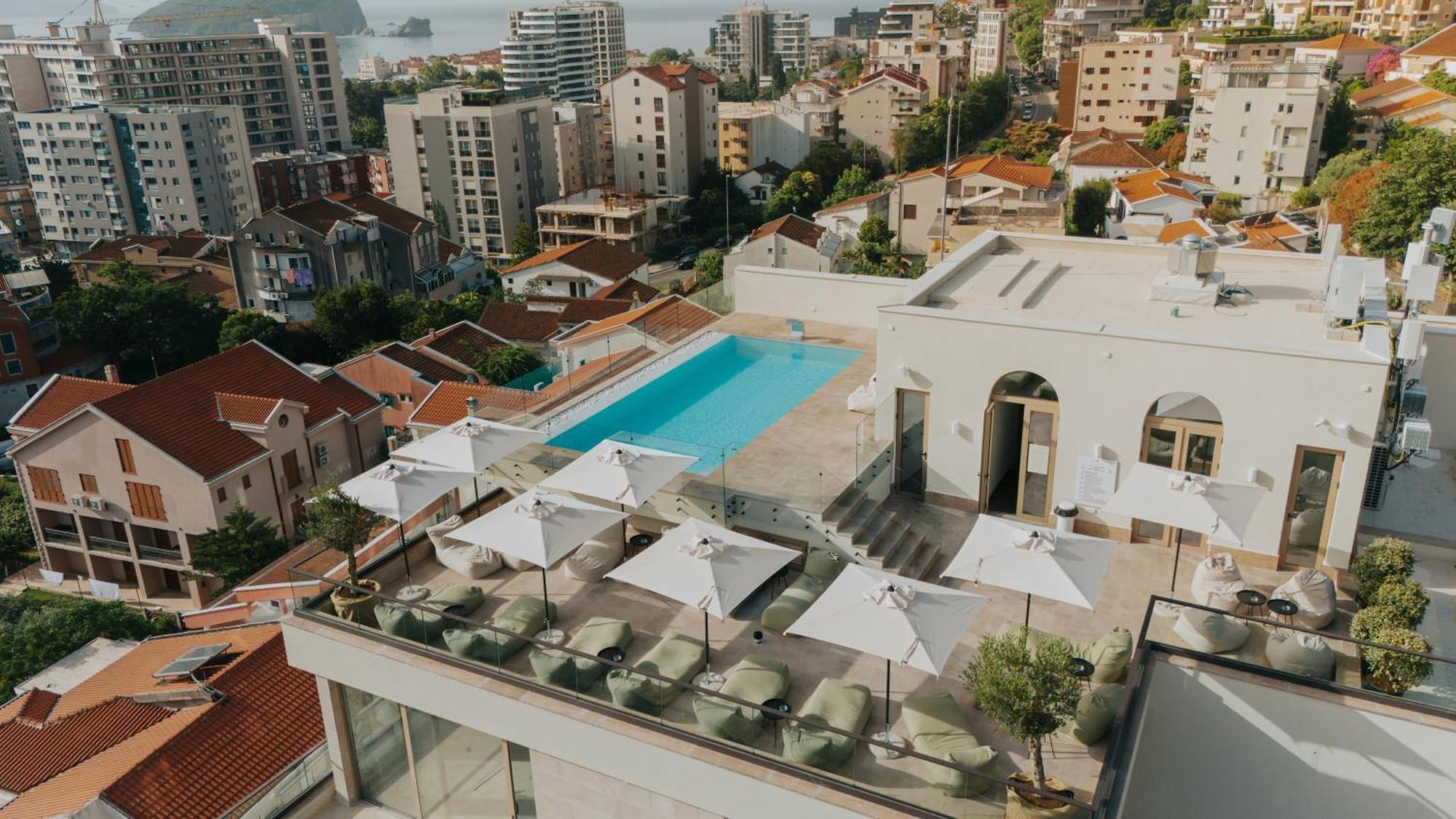 Infinity Hotel & More Budva Exterior photo