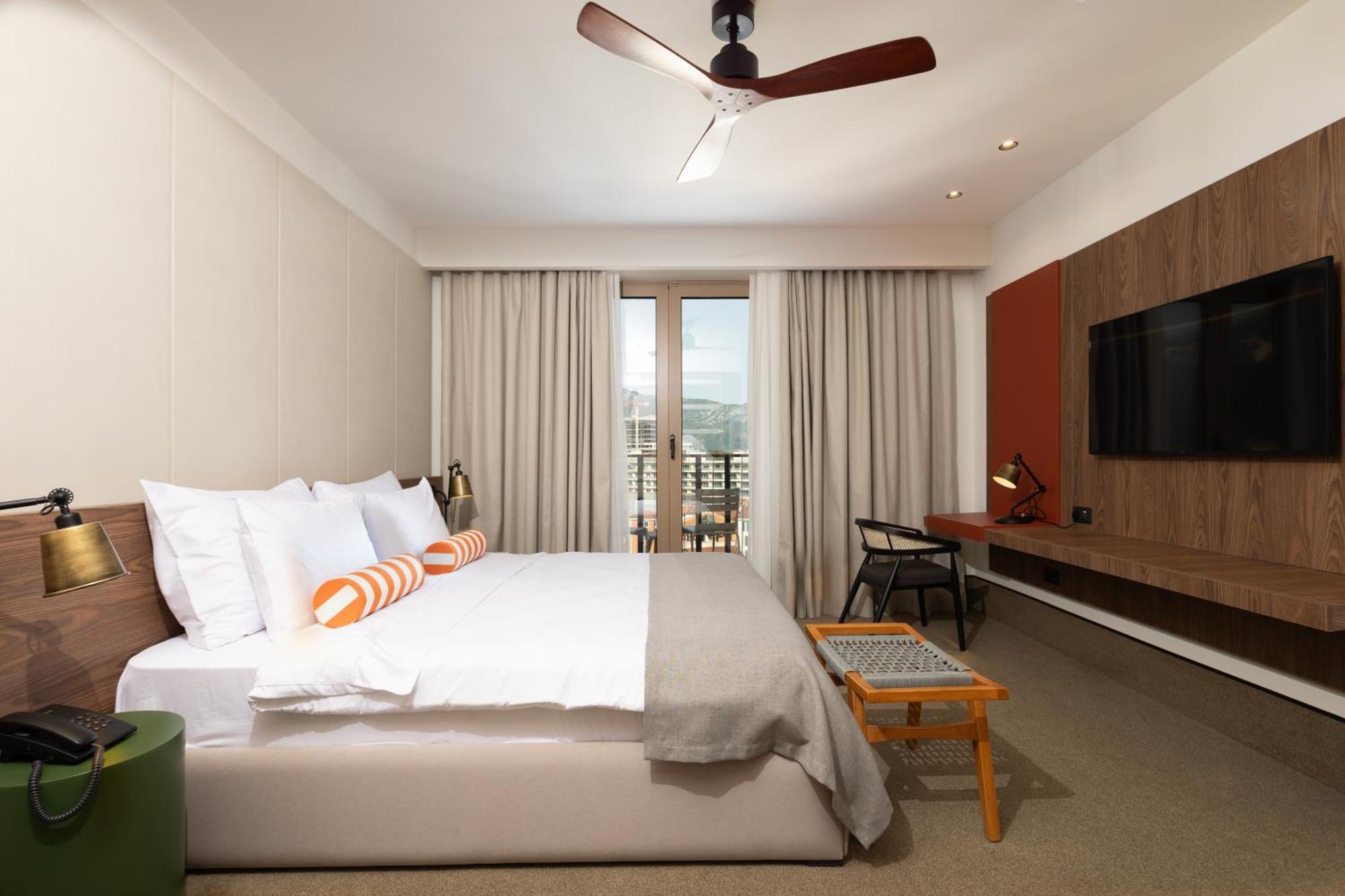 Infinity Hotel & More Budva Exterior photo