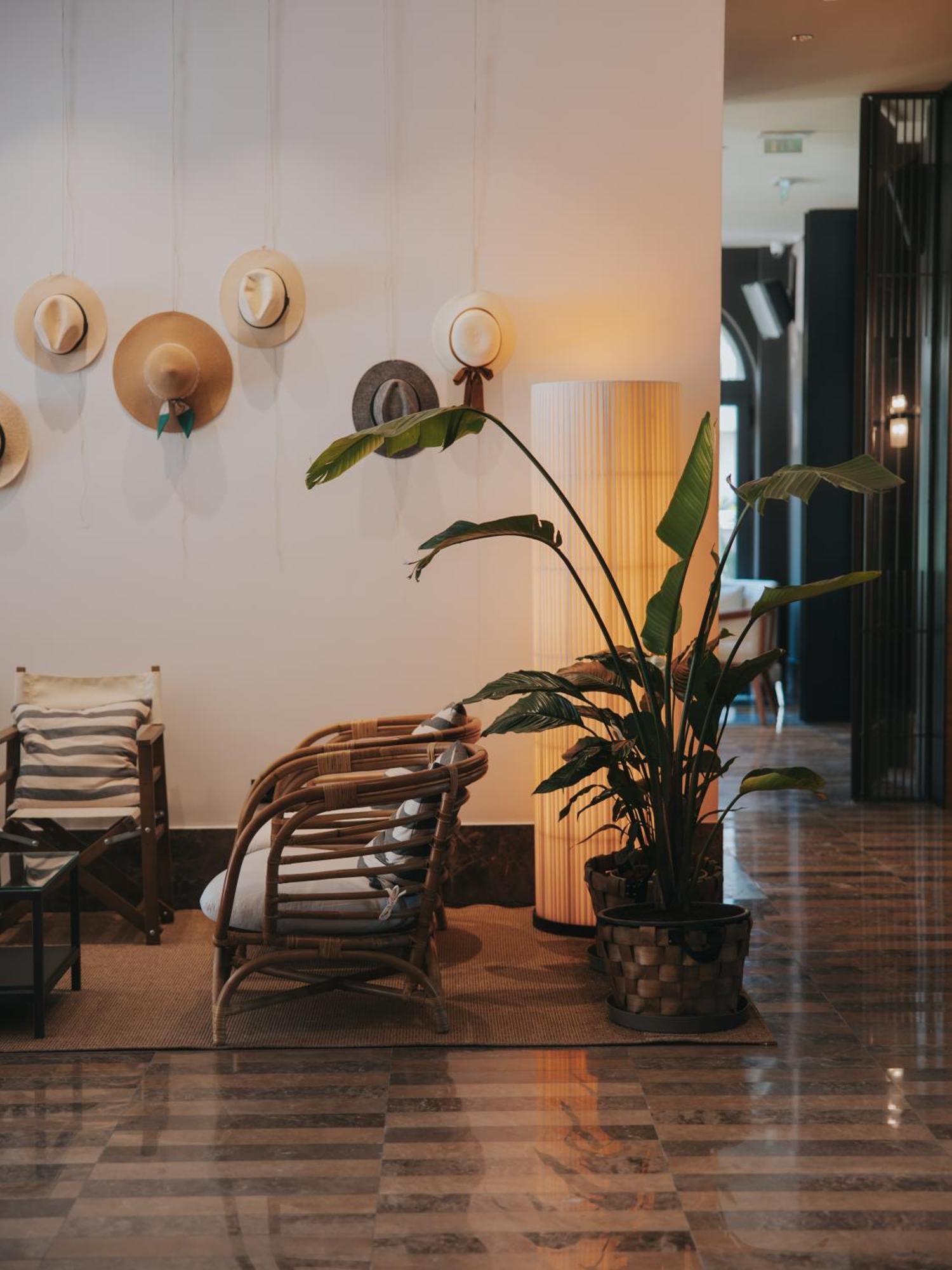 Infinity Hotel & More Budva Exterior photo