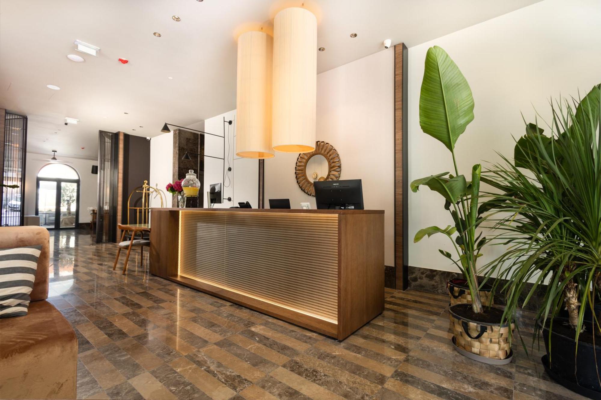 Infinity Hotel & More Budva Exterior photo