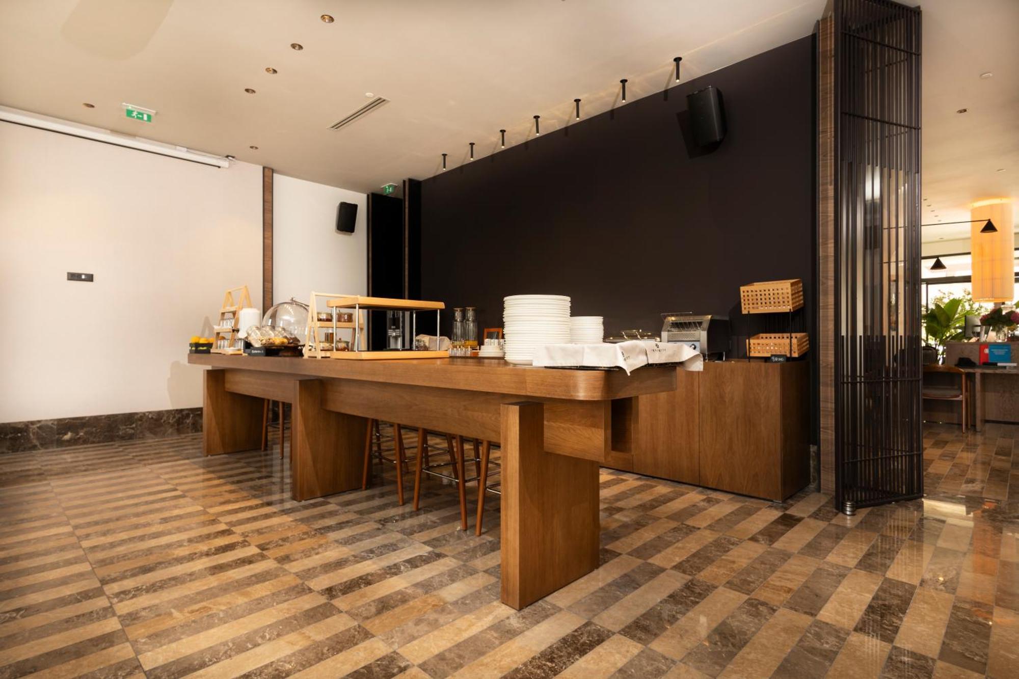 Infinity Hotel & More Budva Exterior photo