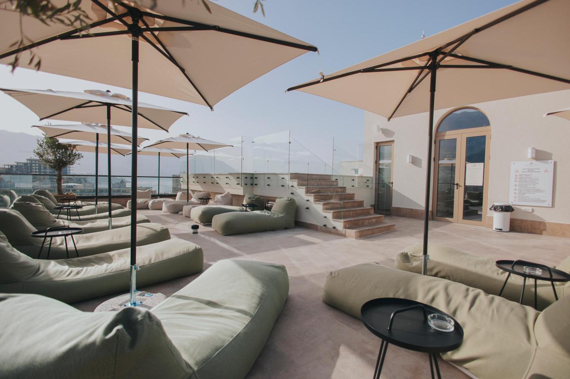 Infinity Hotel & More Budva Exterior photo